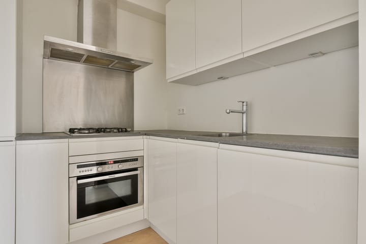 Photo 11 of Sumatrastraat 35-D