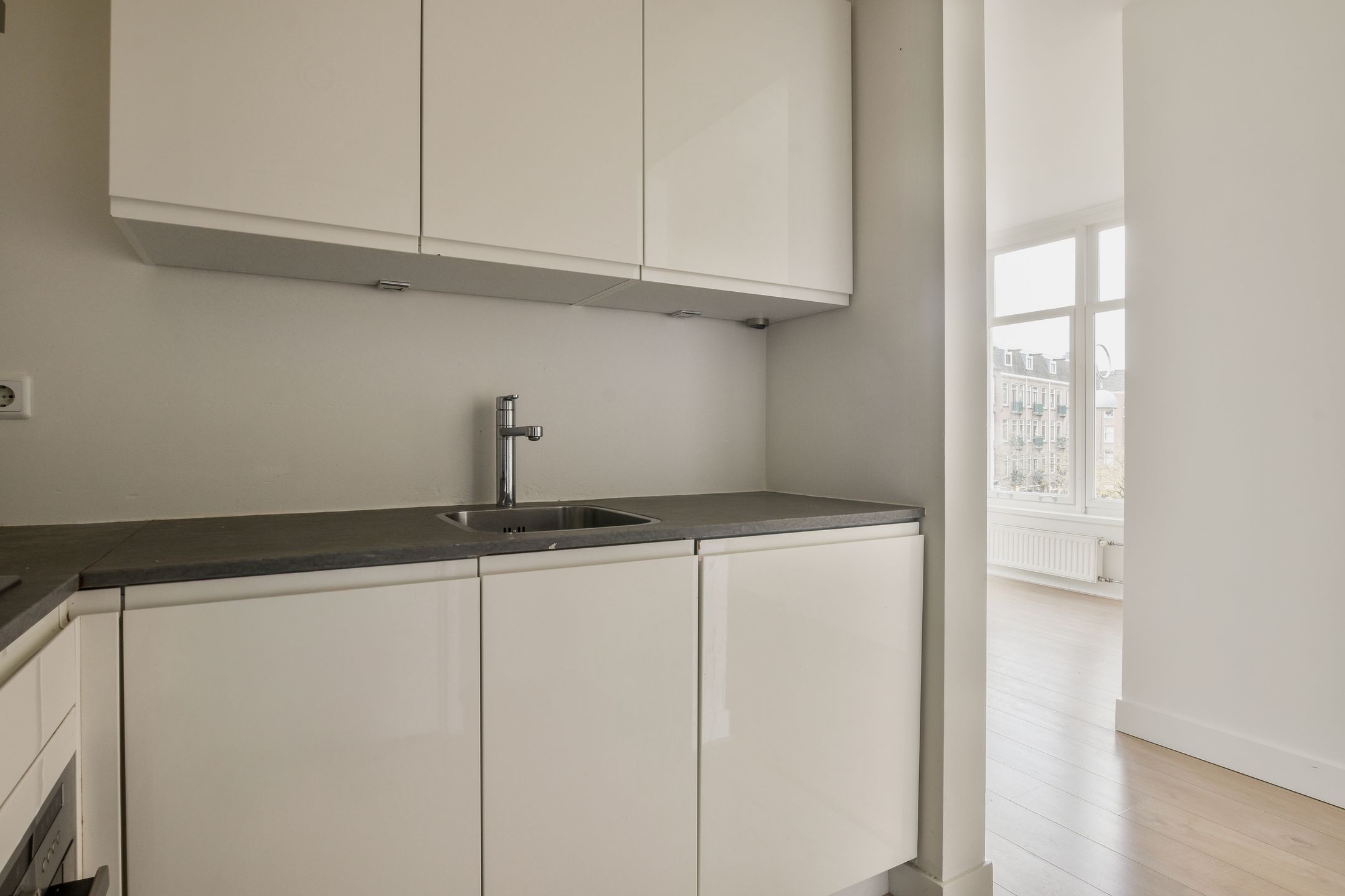 Photo 12 of Sumatrastraat 35-D