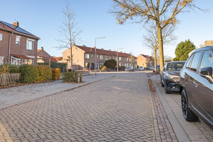 Foto 36 van Landweerstraat-Noord 35