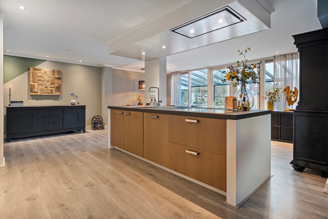 Photo 7 of Julianastraat 22