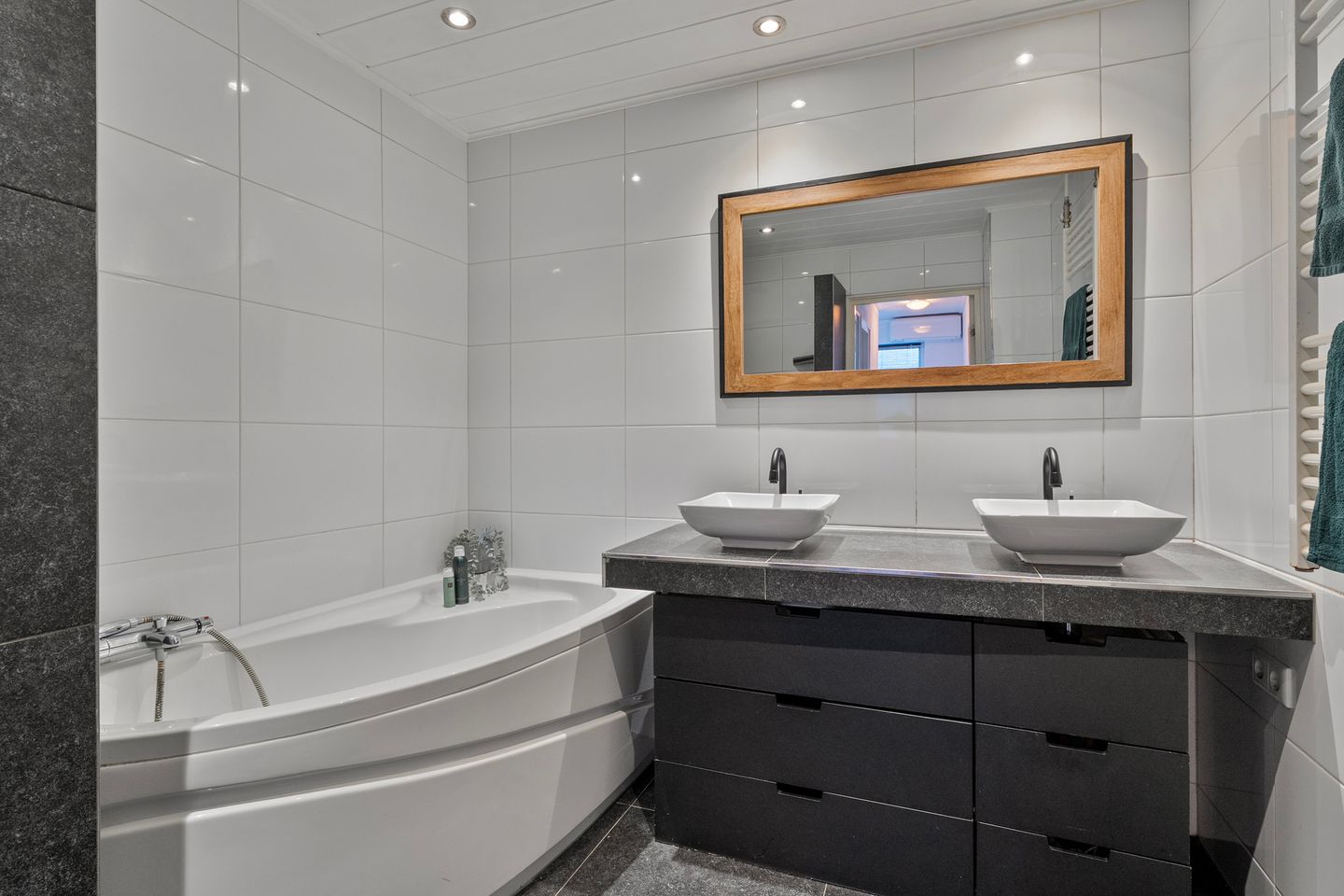 Photo 20 of Julianastraat 22