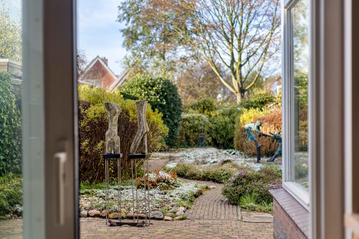 Photo 12 of Winkelmaad 37