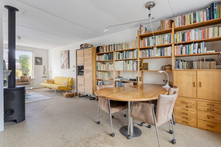 Photo 13 of Winkelmaad 37