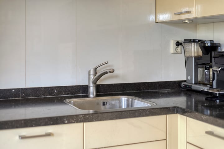 Photo 15 of Winkelmaad 37