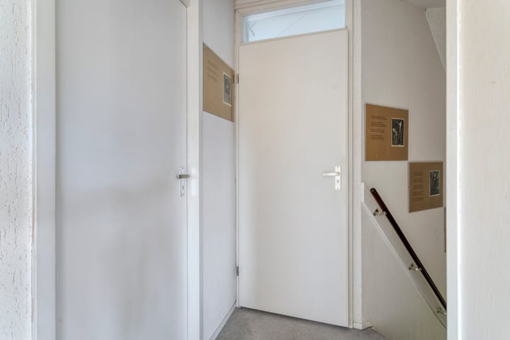 Photo 20 of Winkelmaad 37