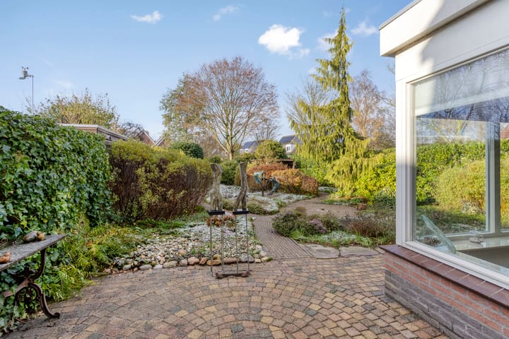 Photo 33 of Winkelmaad 37