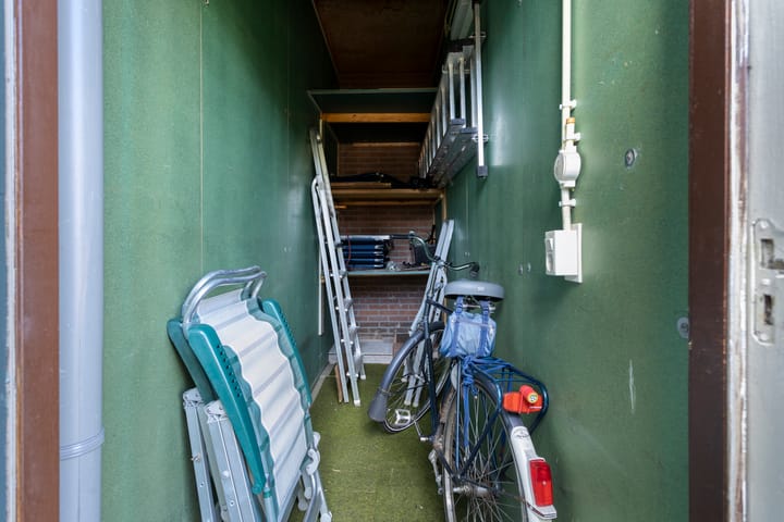 Photo 39 of Winkelmaad 37