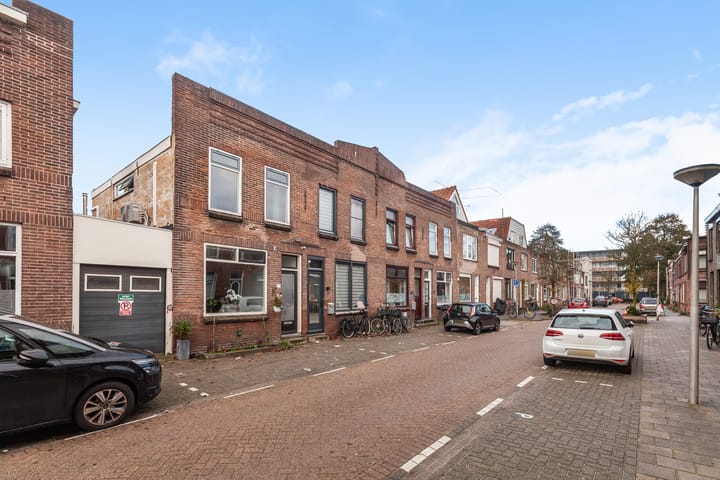 Photo 4 of Graaf van Bloisstraat 65