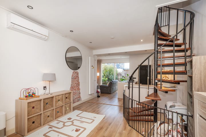 Photo 2 of Graaf van Bloisstraat 65