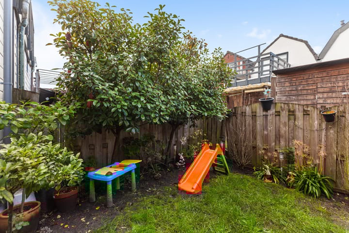 Photo 11 of Graaf van Bloisstraat 65