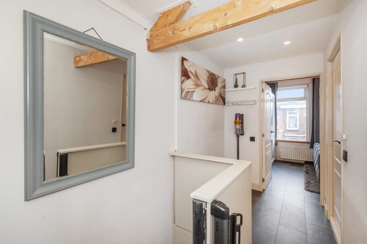 Photo 20 of Graaf van Bloisstraat 65