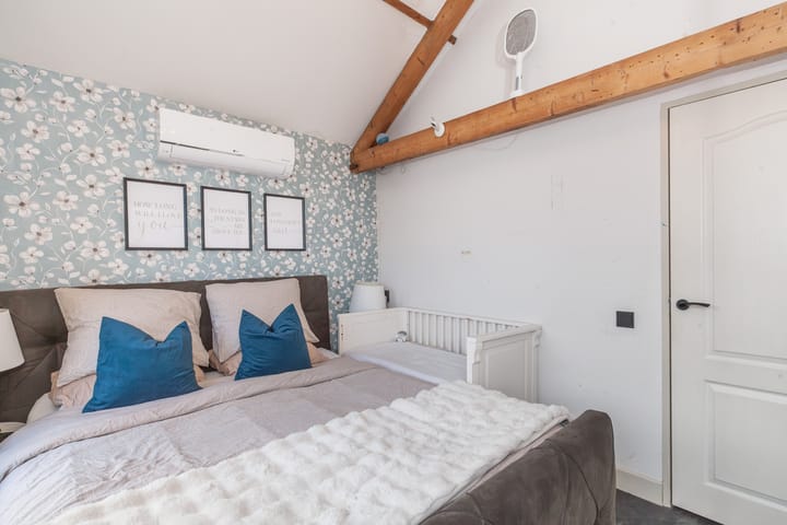 Photo 22 of Graaf van Bloisstraat 65