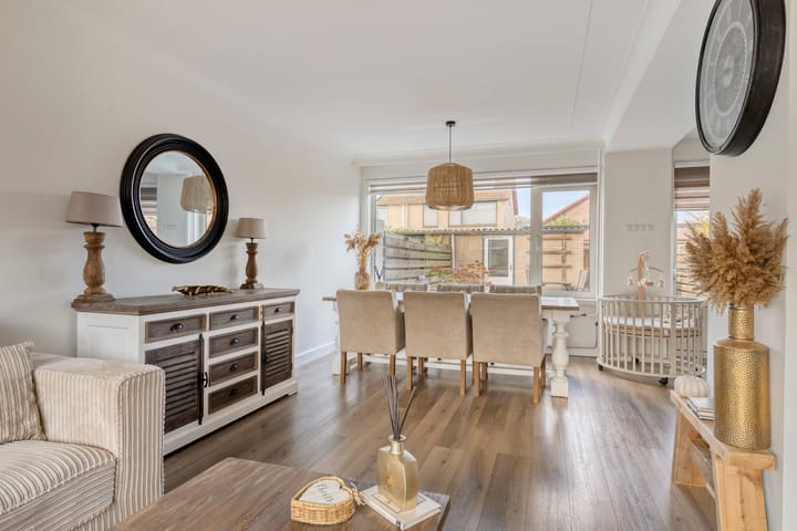 Photo 12 of Antwerpenlaan 77