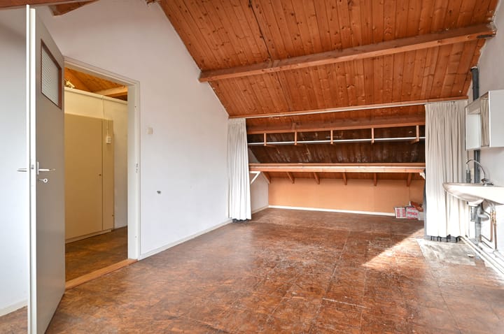 Foto 18 van Spoorstraat 9