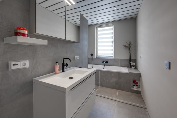 Foto 4 van Wilgenroos 15