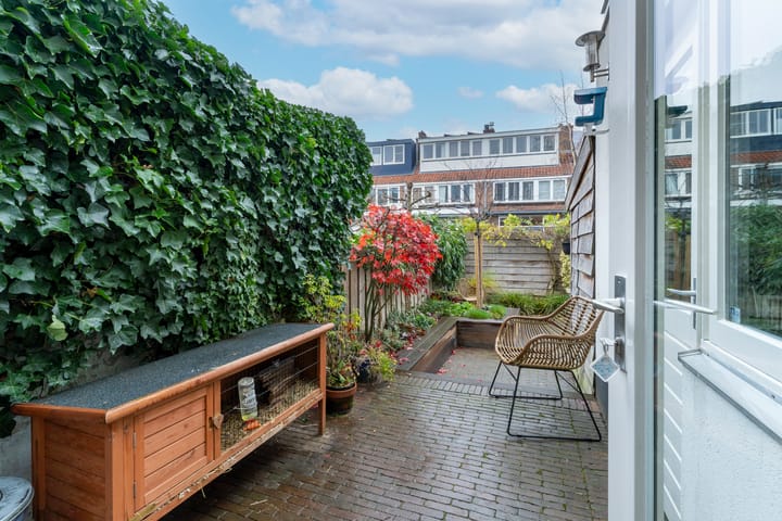 Photo 12 of Van der Mondestraat 131