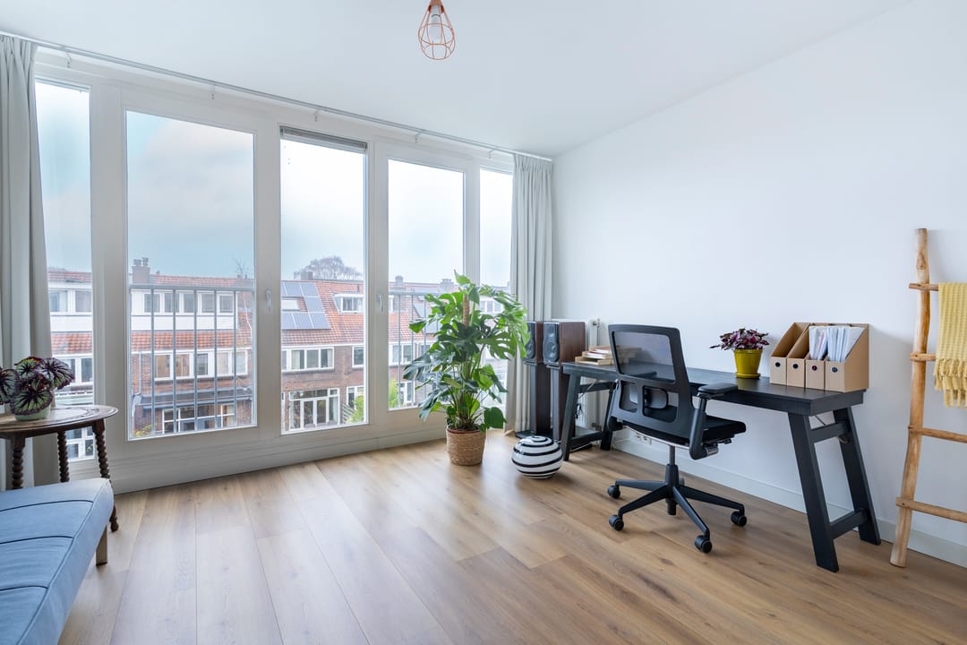 Photo 26 of Van der Mondestraat 131