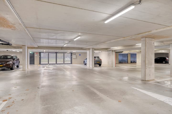 Foto 43 van Kanseliersplein 79