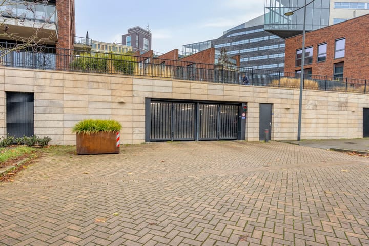 Foto 47 van Kanseliersplein 79