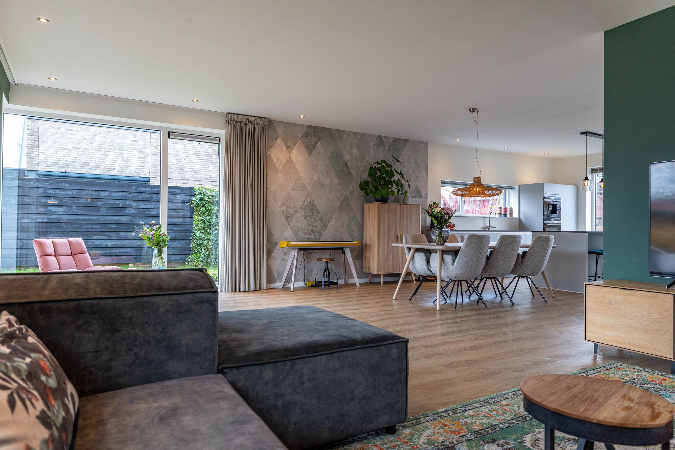 Photo 12 of Meeroeverslaan 211