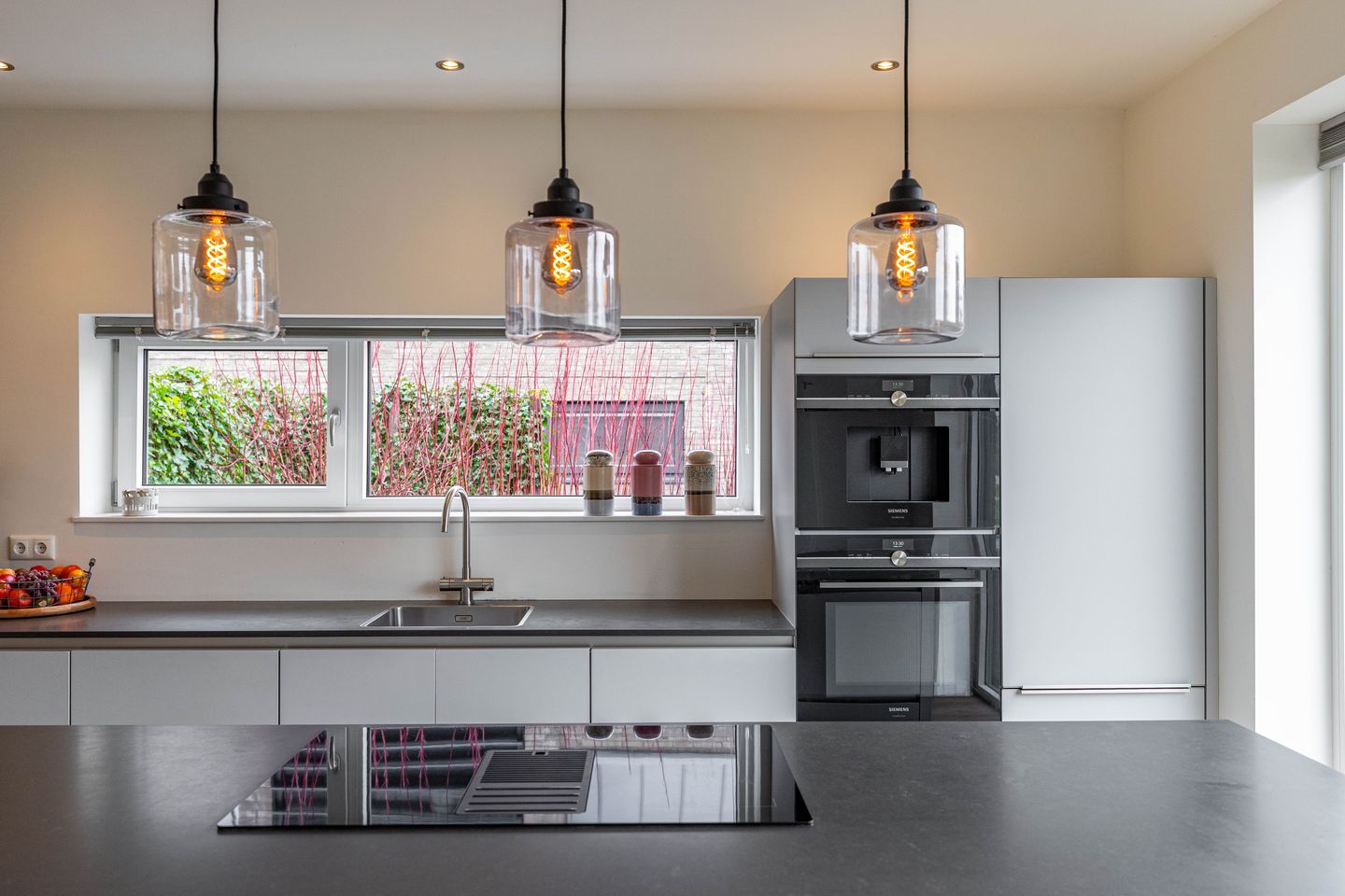 Photo 19 of Meeroeverslaan 211