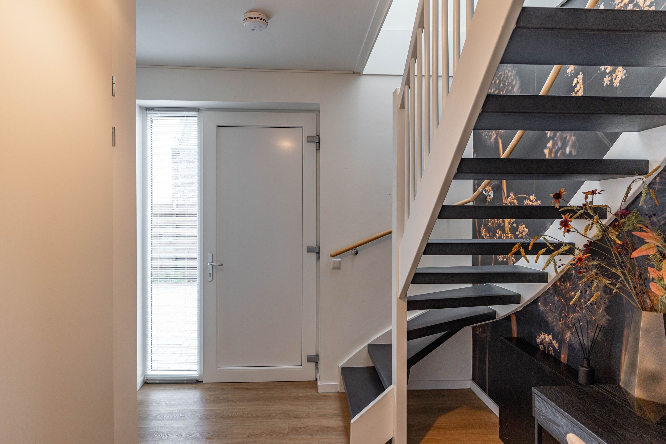 Photo 27 of Meeroeverslaan 211