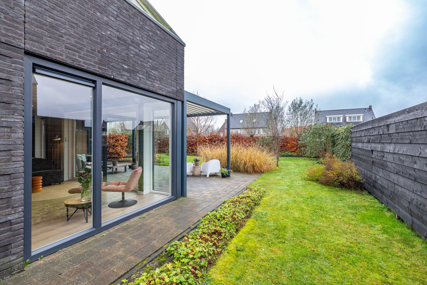 Photo 59 of Meeroeverslaan 211