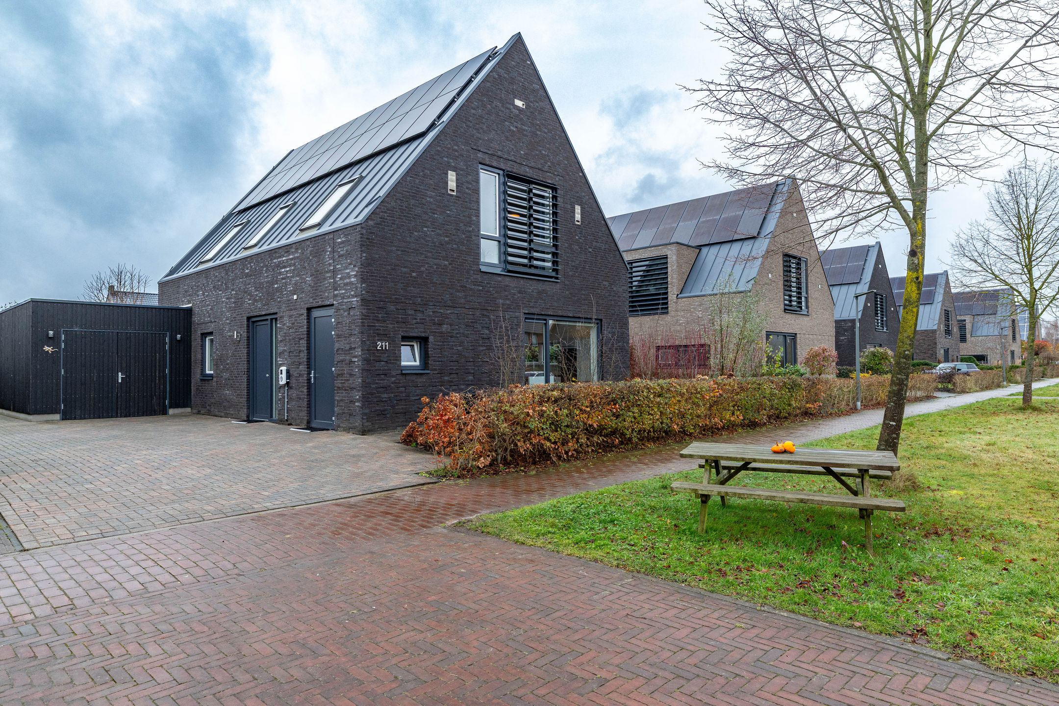 Photo 69 of Meeroeverslaan 211