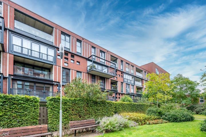 Photo 1 of Voorsterbeeklaan 70