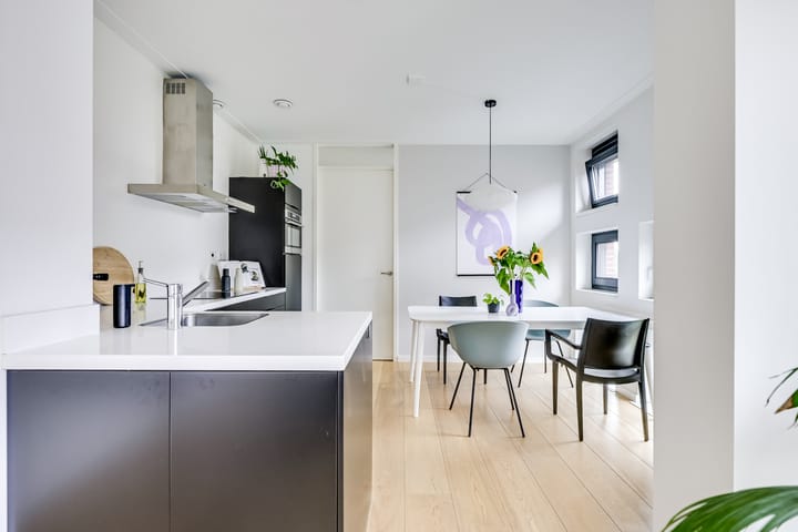 Photo 2 of Voorsterbeeklaan 70