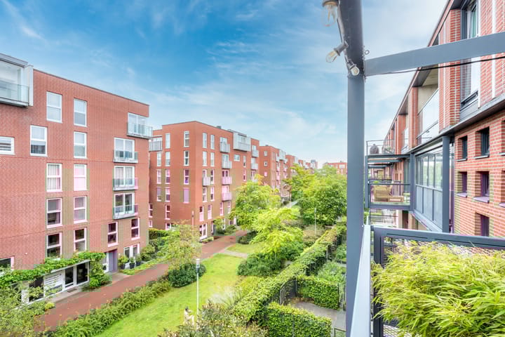 Photo 15 of Voorsterbeeklaan 70