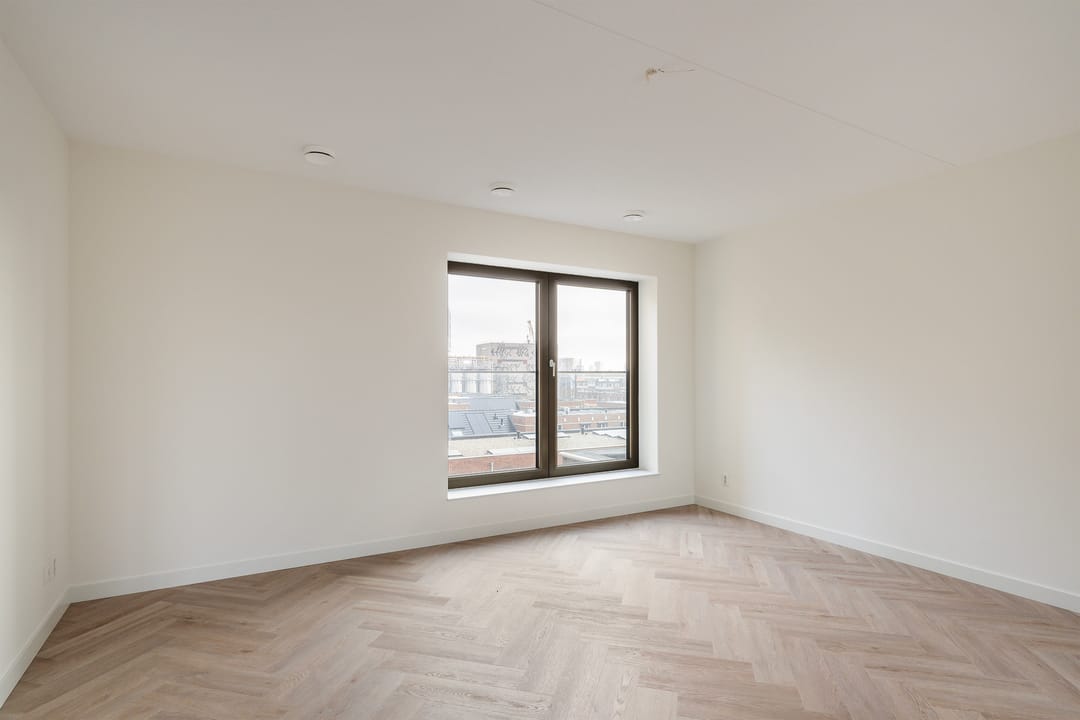 Photo 8 of Oranjeboomstraat 4-S