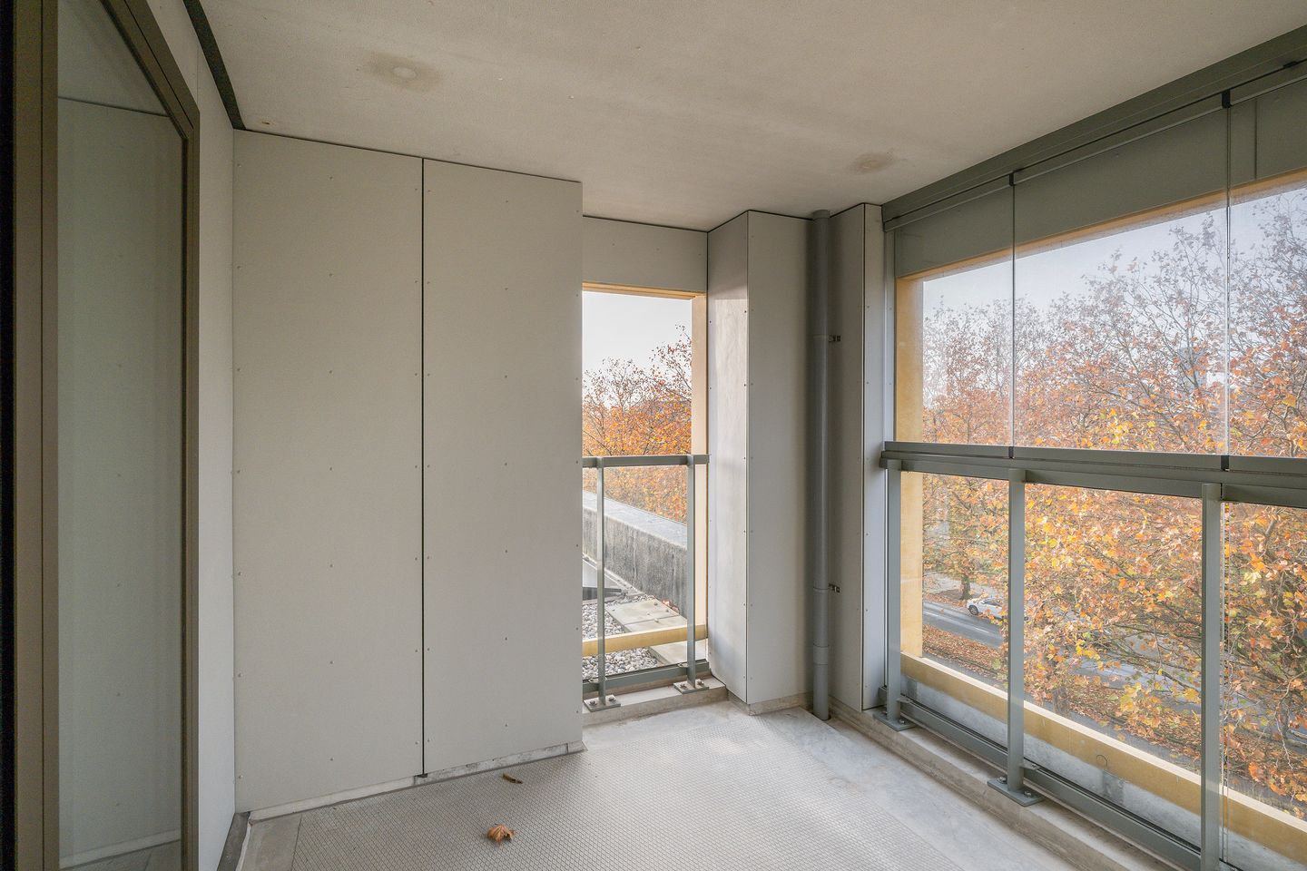 Photo 10 of Oranjeboomstraat 4-S