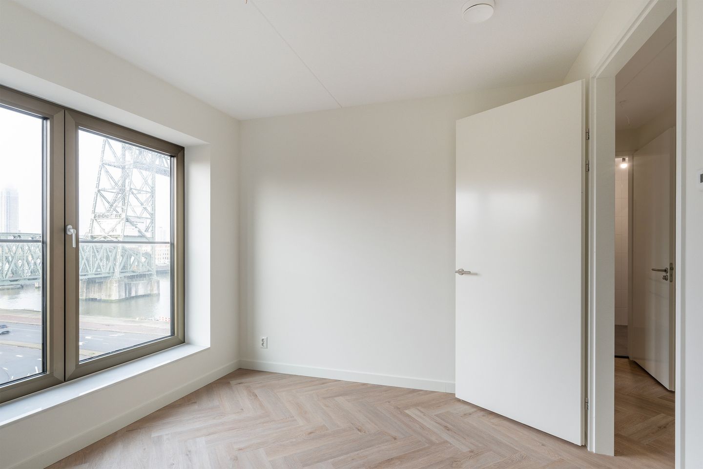 Photo 20 of Oranjeboomstraat 4-S