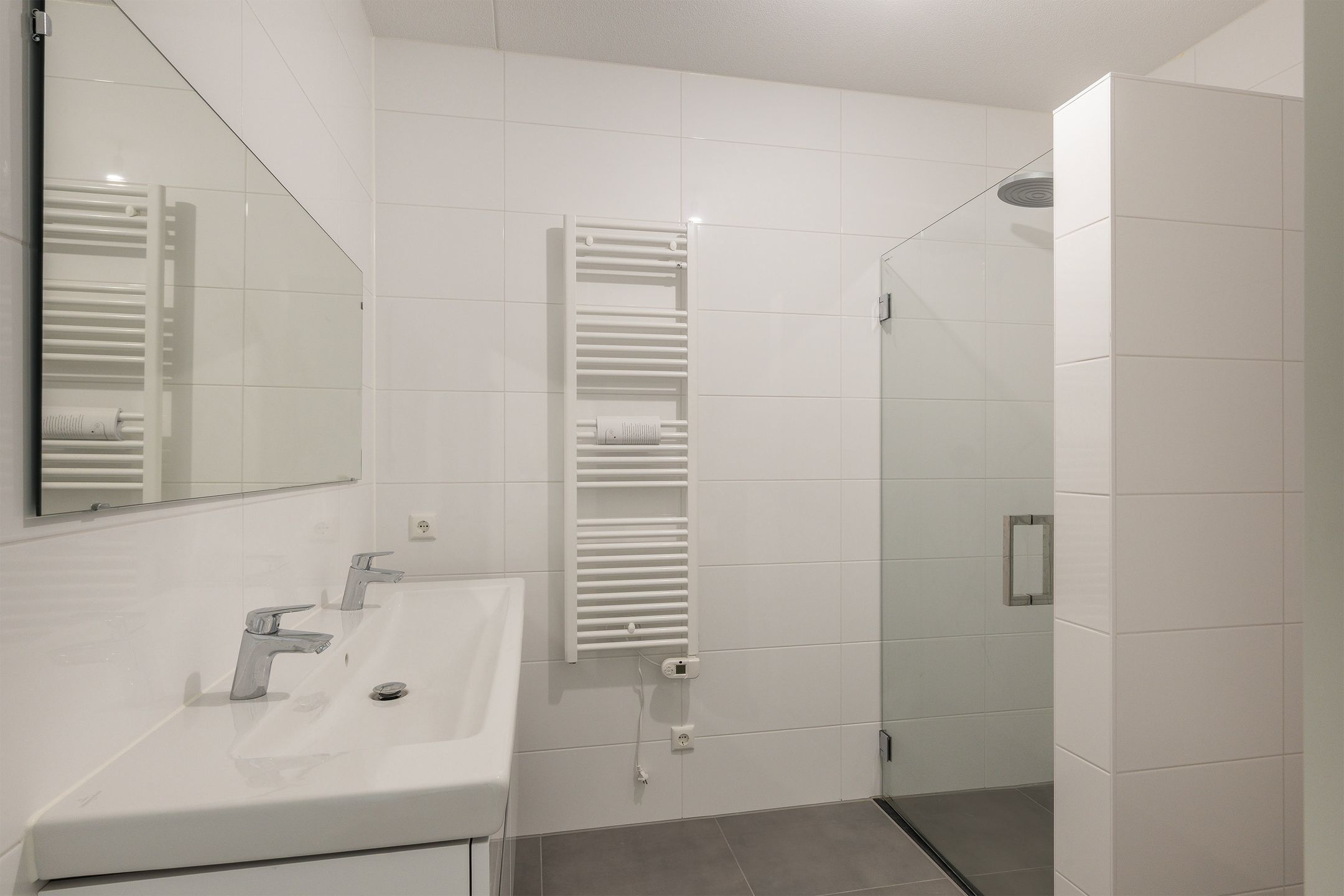 Photo 3 of Oranjeboomstraat 4-S