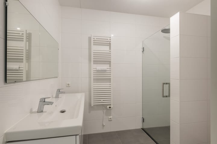 Photo 3 of Oranjeboomstraat 4-S