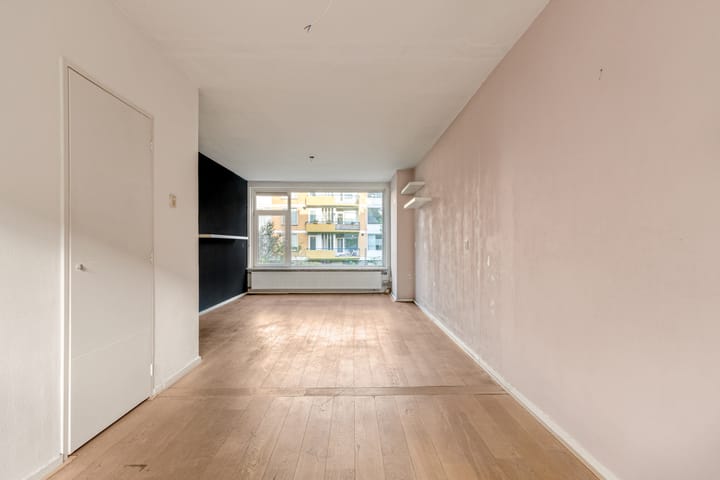 Photo 10 of Van Ostadelaan 84