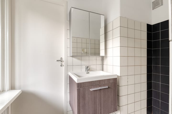 Photo 18 of Van Ostadelaan 84