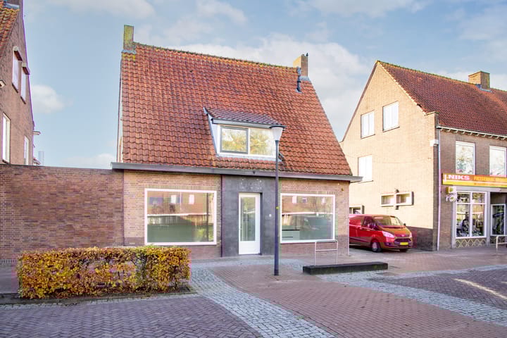 Photo 8 of Brugstraat 11-A