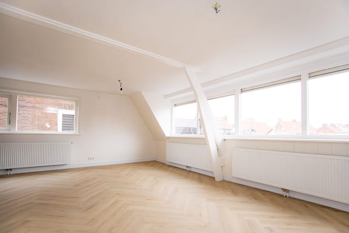 Photo 20 of Brugstraat 11-A