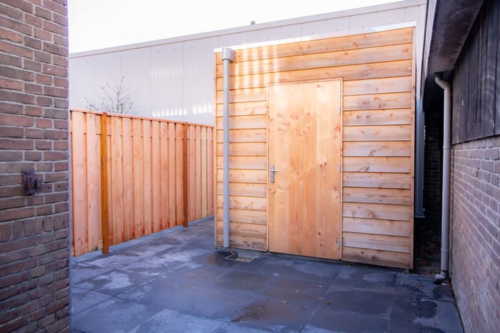 Photo 33 of Brugstraat 11-A