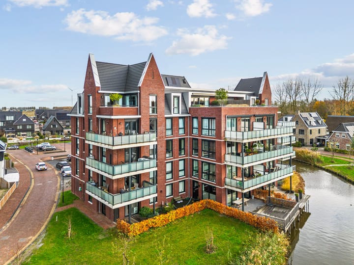 Foto 42 van Robert Hofstadterstraat 42