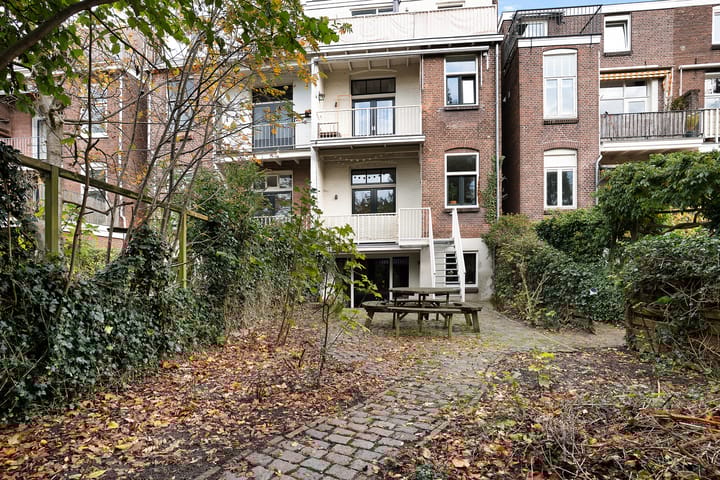 Photo 24 of Alexanderstraat 210-2