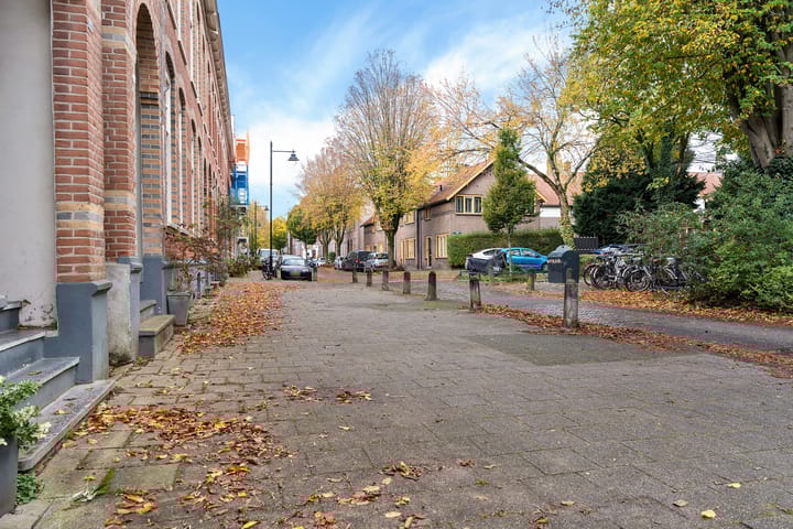 Photo 27 of Alexanderstraat 210-2