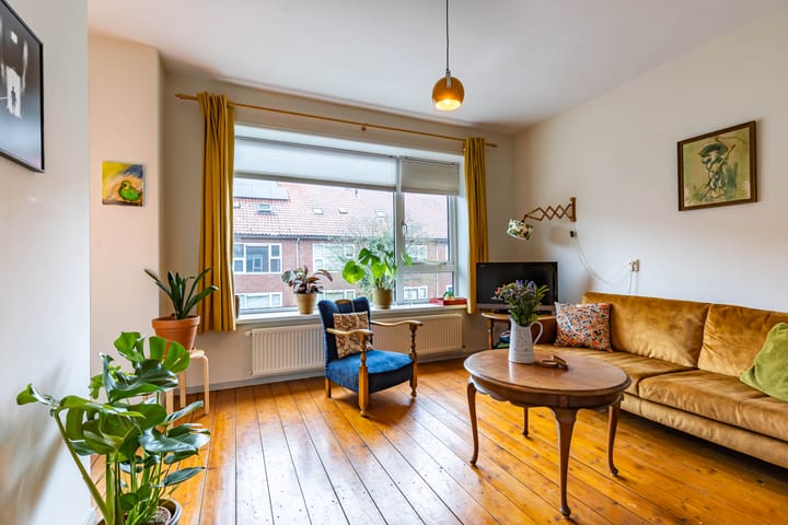 Photo 2 of Hyacinthstraat 148