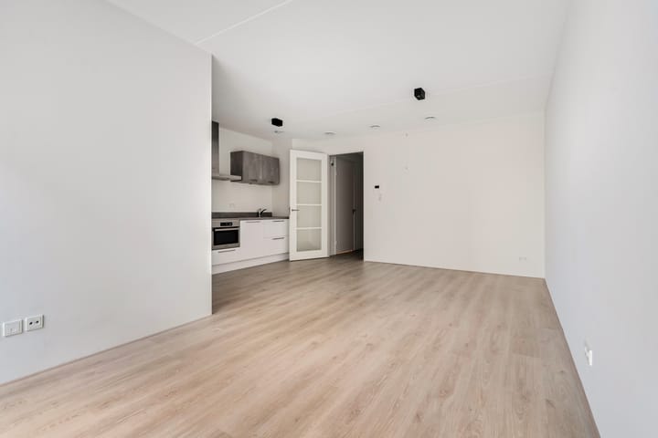 Foto 12 van Madridstraat 7