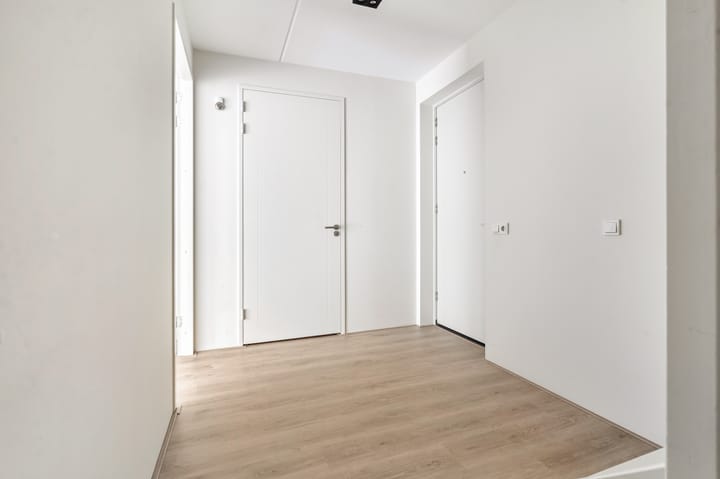 Foto 14 van Madridstraat 7