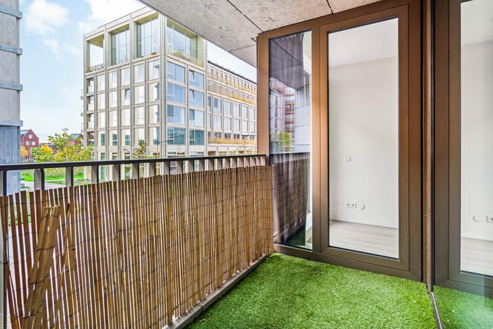 Foto 18 van Madridstraat 7