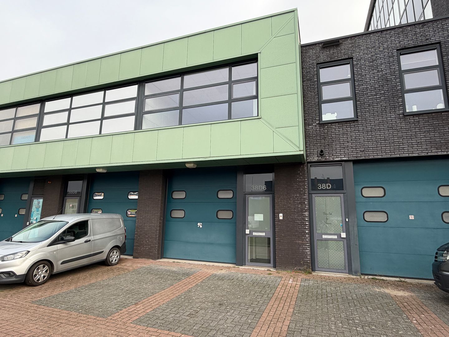 Bekijk foto 1 van A. van Leeuwenhoekweg 38-D6