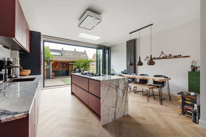 Foto 8 van Professor Van der Waalsstraat 50